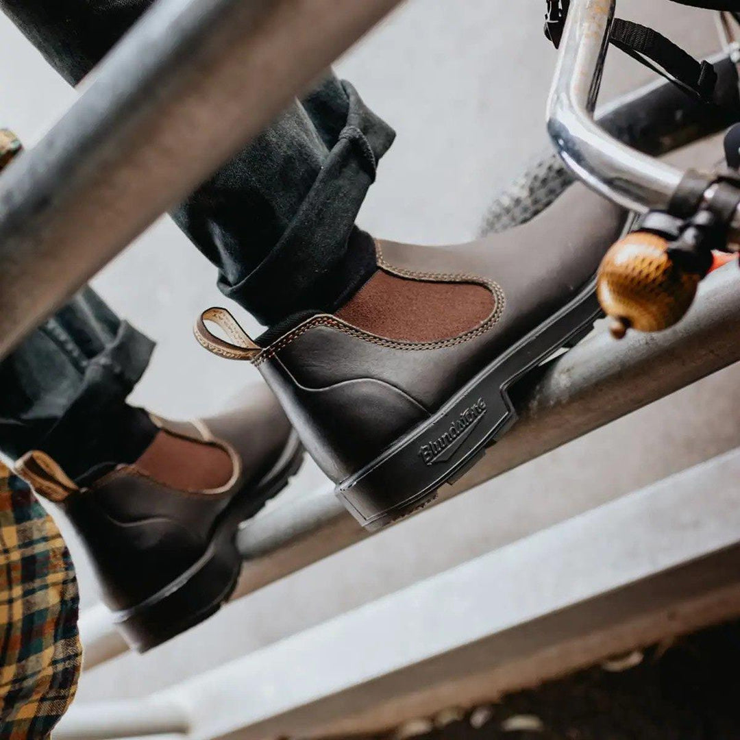 Blundstone #2038 Stout Brown Chelsea Boot – Infinity Leather
