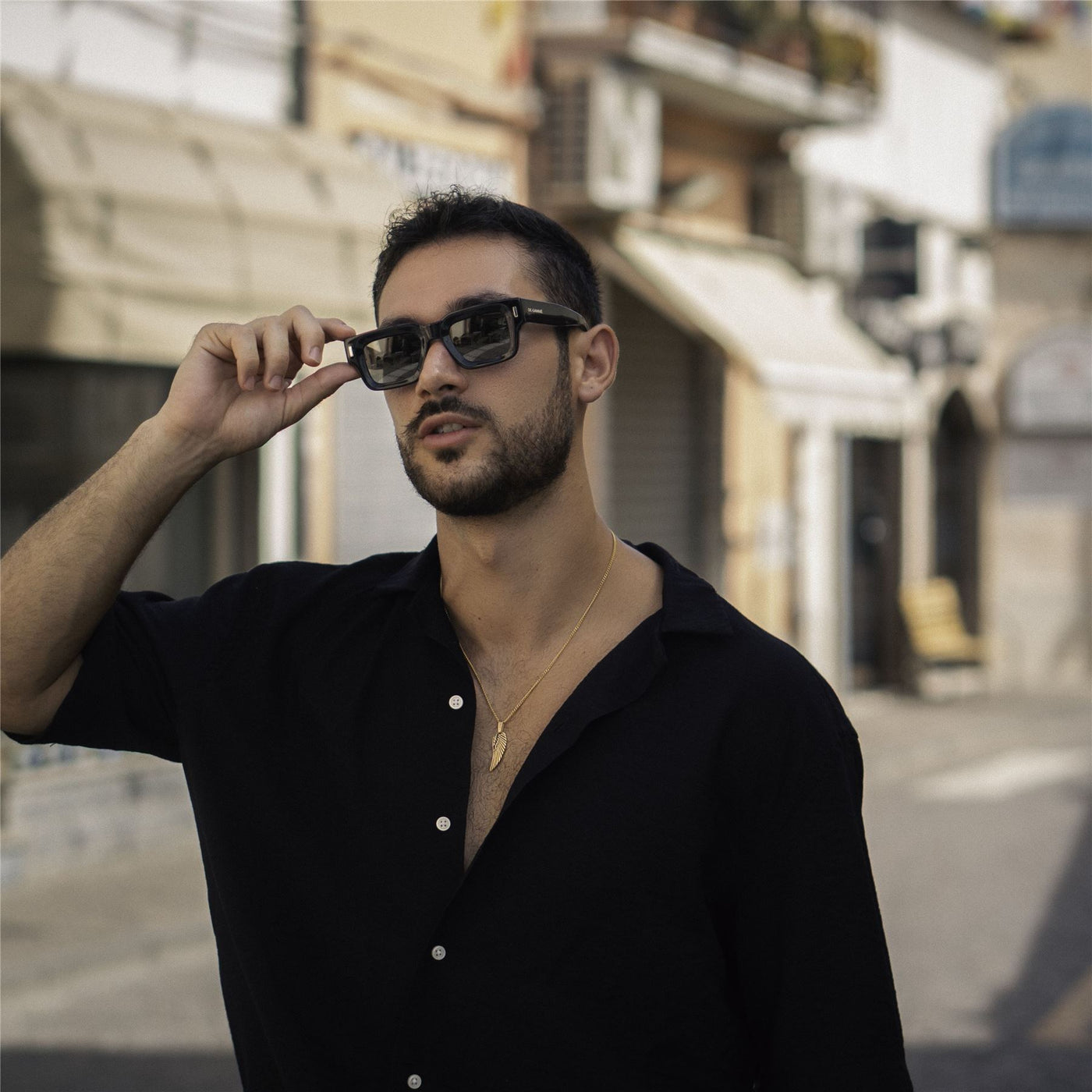 De-Gamme Black Rectangle Thick Frame Polarized Sunglasses - Budapest