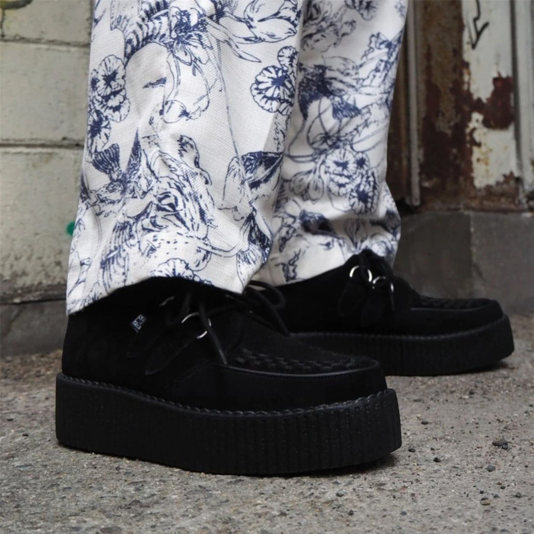TUK Viva High Creeper Black Suede Platform Lace-Up Goth  display picture 3