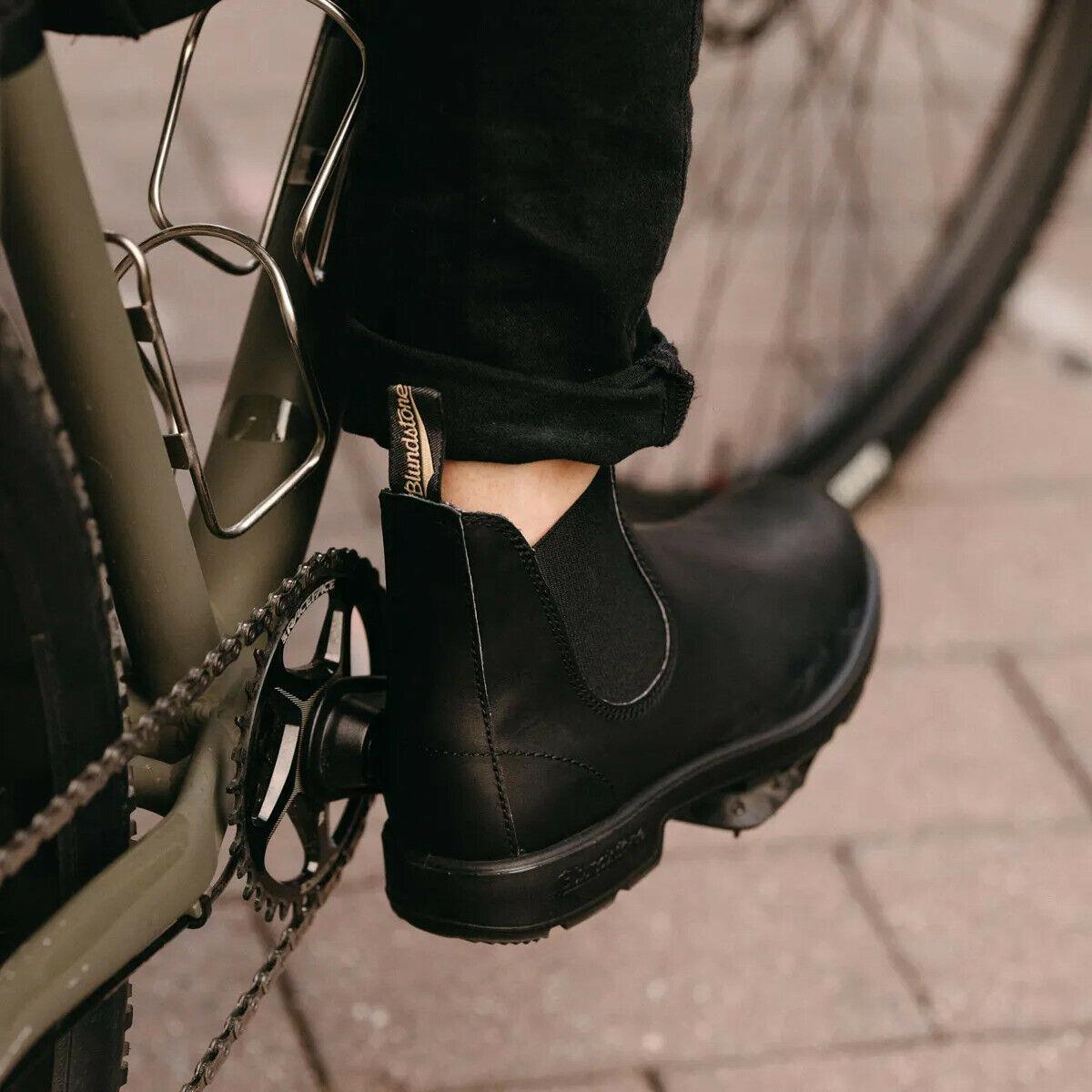 Blundstone #510 Black Leather Chelsea Boot
